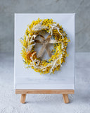 【一点物】真鍮リボン・ミモザリース キャンバスアレンジ｜ドライフラワー｜玄関・春インテリア・ギフトに人気