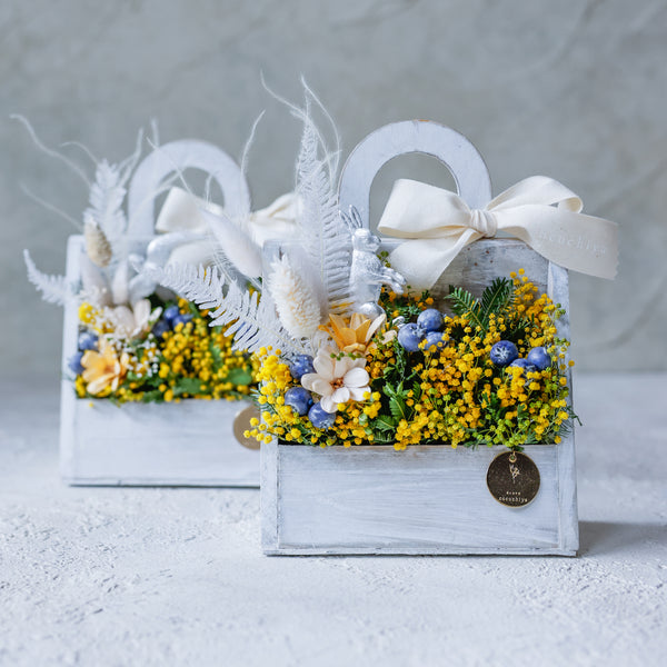 【数量限定】ドイツうさぎオーナメント付き ミモザのウッドバックアレンジ｜ドライフラワー｜春インテリア・ギフトに