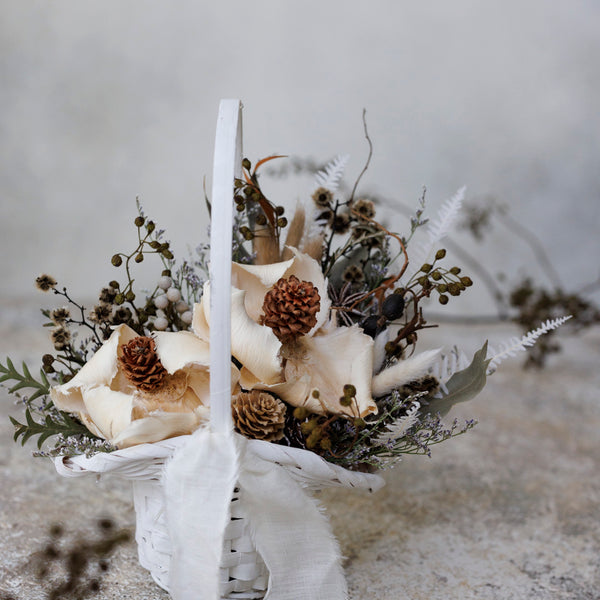 【季節の一点物】ドライフラワーの花かごアレンジ・ココフラワー【お早め発送可能品】