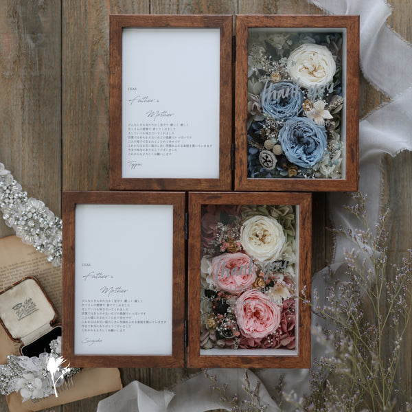 想いを彩るフラワーフォトフレーム 二つ折りMブラウン | オールドローズ・ピンクorブルー